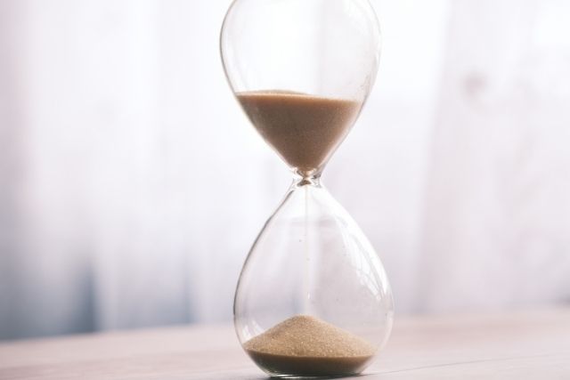 届出先と提出時期